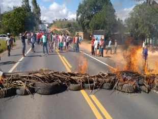 foto paralização rodovia lula