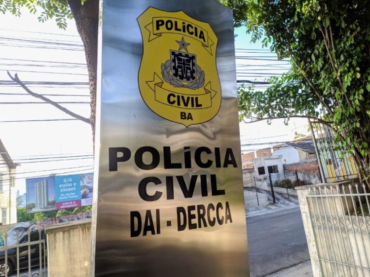 Casal suspeito de vender filha recém-nascida por R$9 mil é preso em Salvador