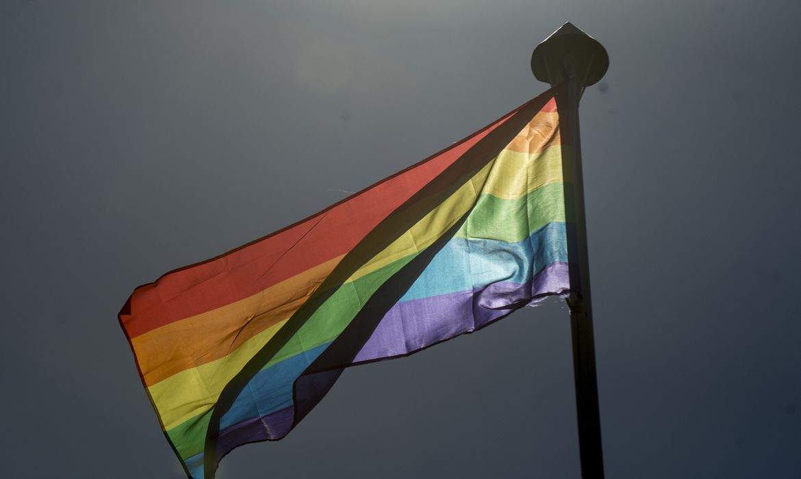 SP: Sete em cada dez apoiam políticas para a população LGBTQIA+