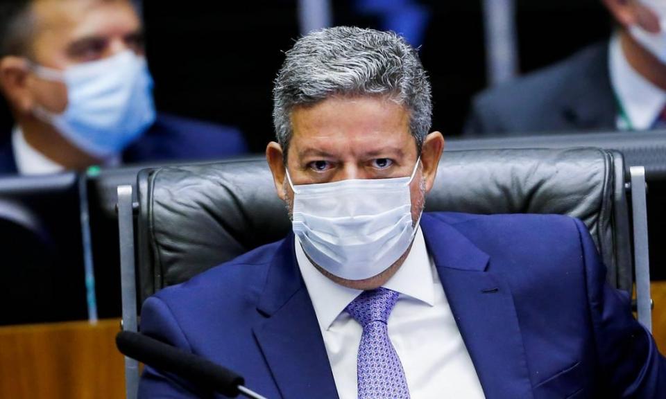 ‘Se não tiver base científica, ele vai pagar’, diz Lira sobre fala inverídica de Bolsonaro que associa vacina a HIV