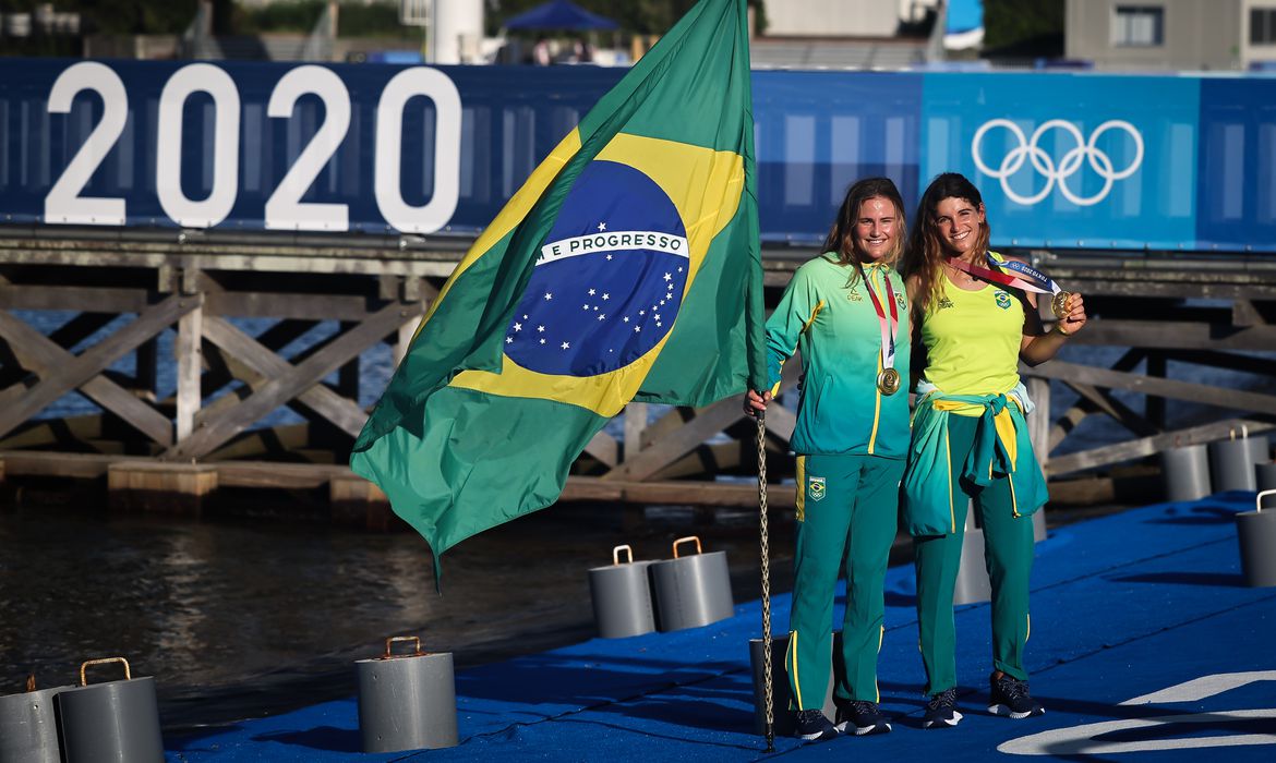 Ouro deixa Martine e Kahena no seleto grupo das bicampeãs olímpicas