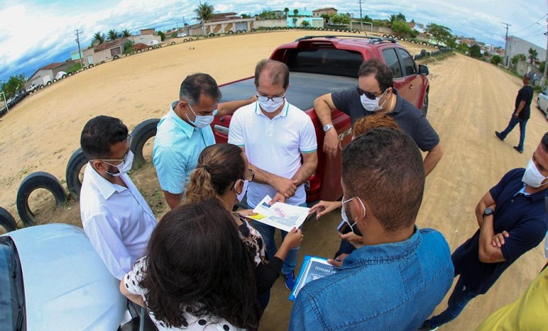 Prefeito Dr. Marcelo Belitardo visita bairro Colina Verde e anuncia pavimentação