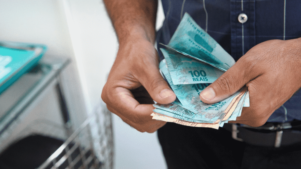 Saques do FGTS com adicional de até R$ 2.900 será liberado em julho