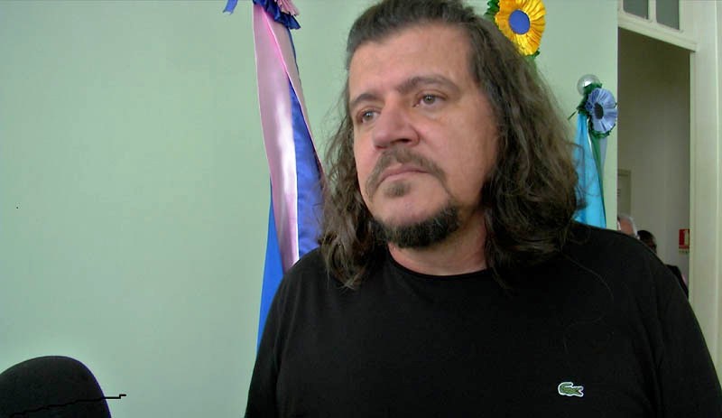 Prefeito de São Mateus, ES, é preso com R$ 400 mil em casa por suspeita de fraude em licitações