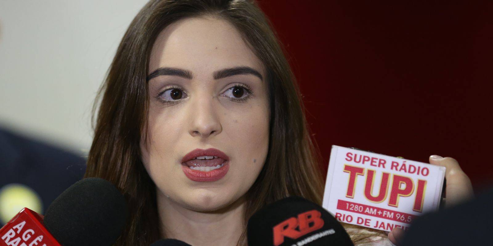 justica-dos-eua-acusa-brasileira-por-suposta-fraude-contra-imigrantes