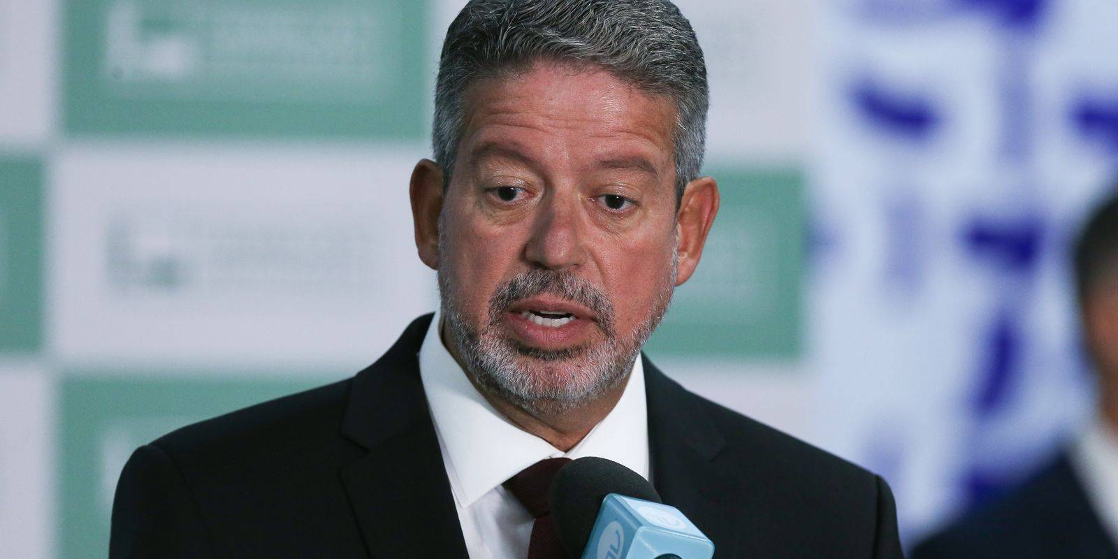 arthur-lira-cancela-presenca-em-ato-para-lembrar-8-de-janeiro