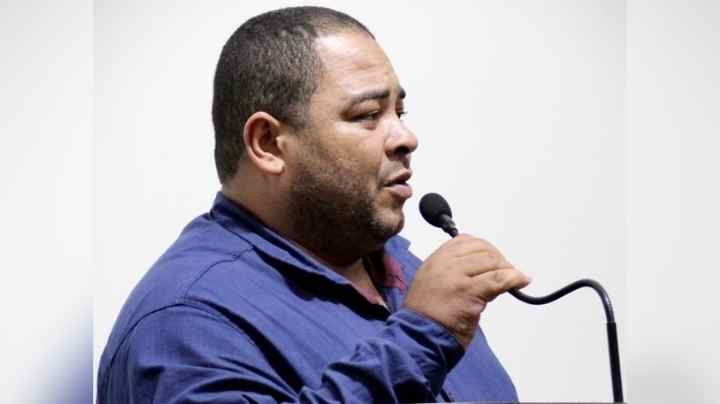 Paulo do Carvão solicita limpeza e urbanização do Córrego Água Boa em Itabatã