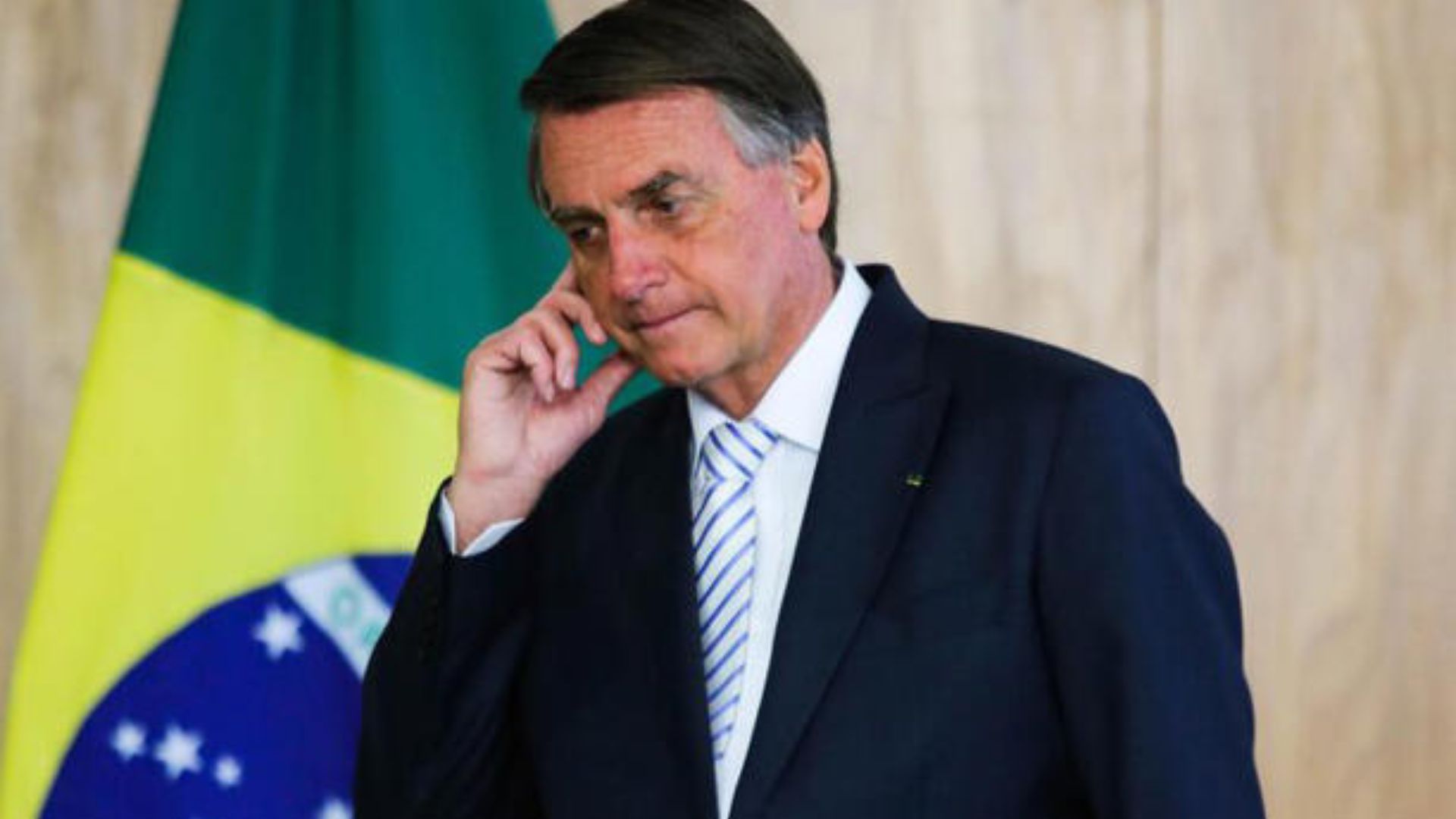 ‘Só depois que eu estiver morto’, diz Bolsonaro sobre Tarcísio e lideranças da direita para 2026