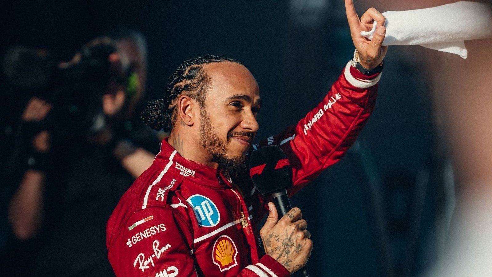 Fórmula 1: Lewis Hamilton vence corrida sprint no Grande Prêmio da China