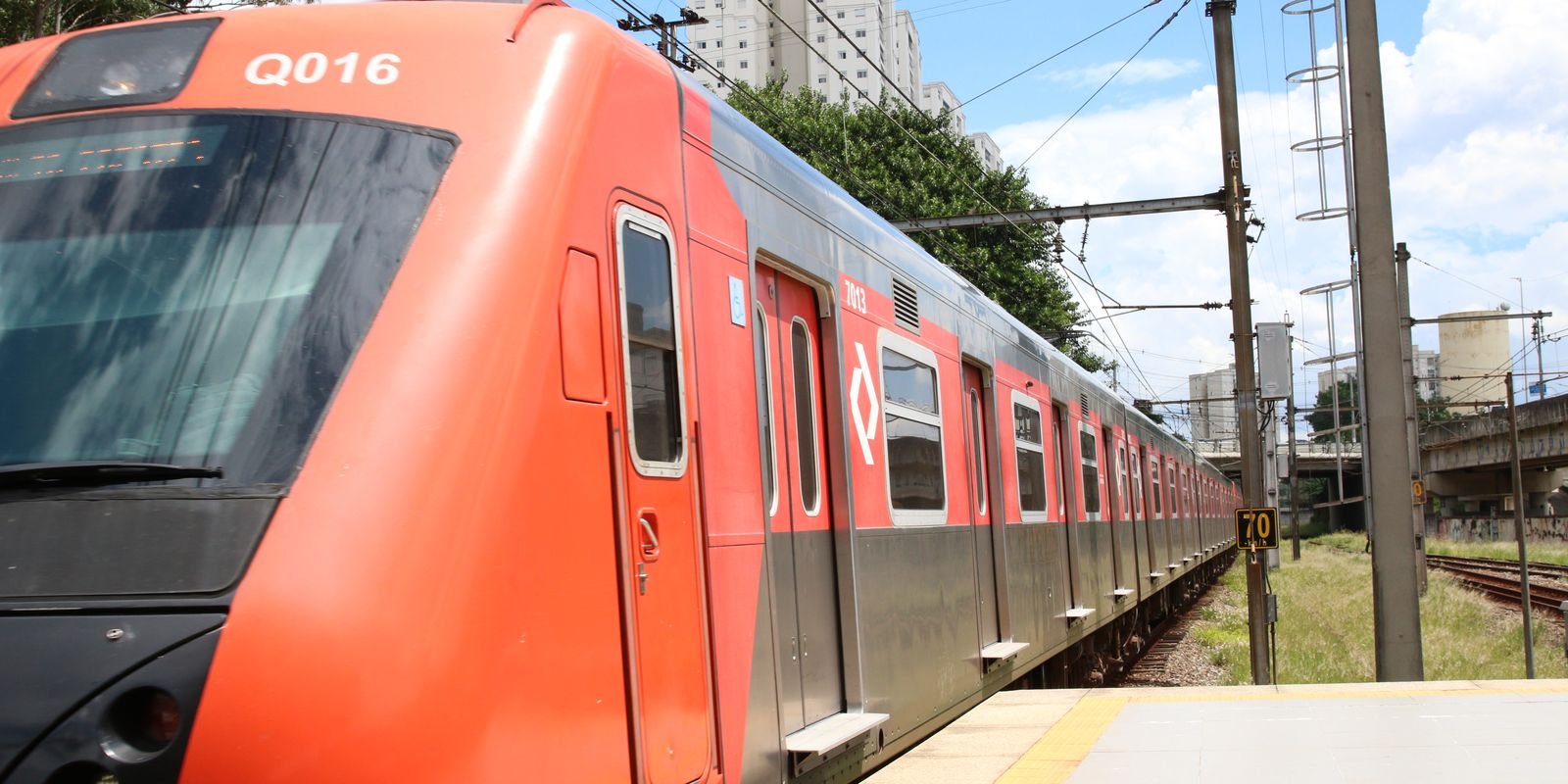 Governo de São Paulo privatiza três linhas de trens da CPTM