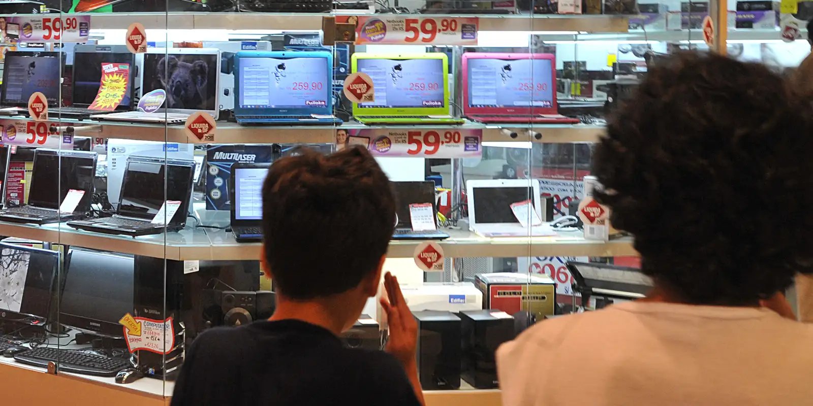 Após nova alta de juros, mercado reduz previsão para o PIB e inflação