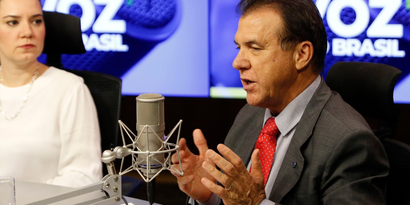 Marinho recomenda cautela antes de tomar empréstimo