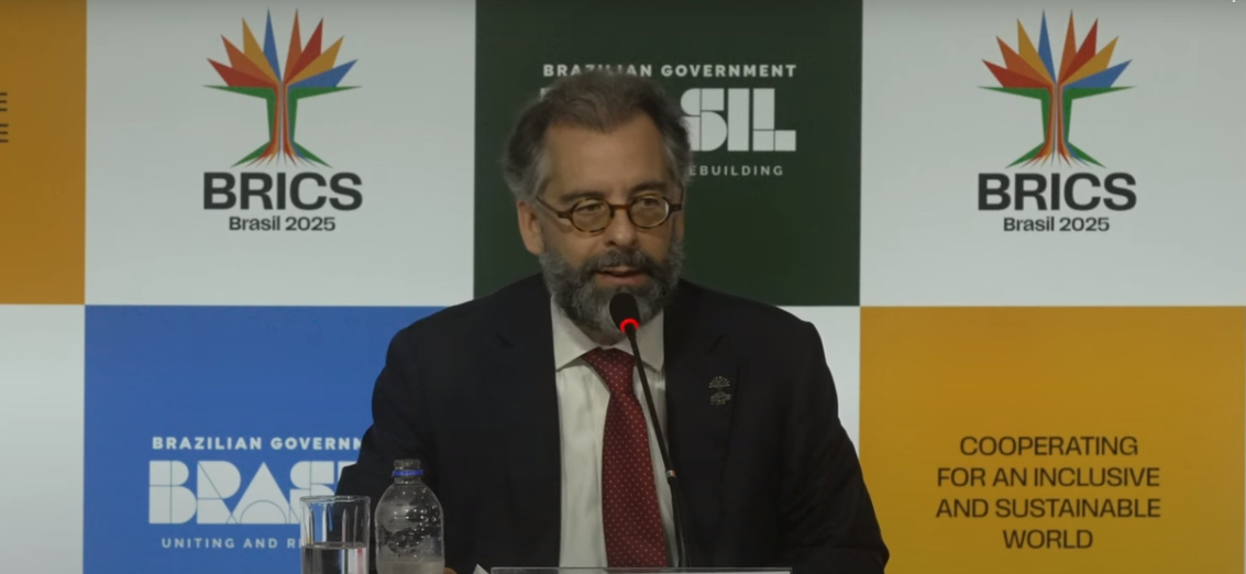 Chanceleres do Brics devem fazer declaração pró-comércio e contra tarifaço