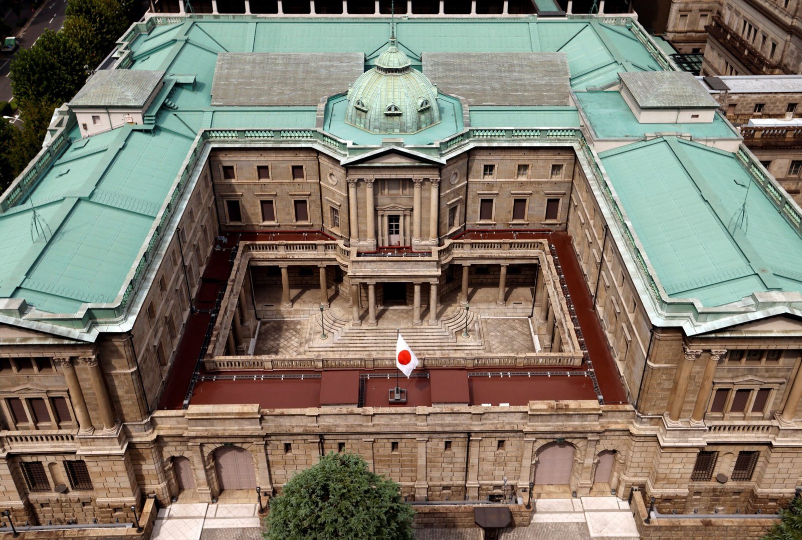 BC do Japão diz que pode agir caso tarifas afetem economia, aponta jornal