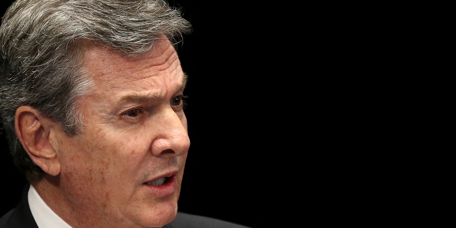 Moraes determina apreensão do passaporte diplomático de Collor