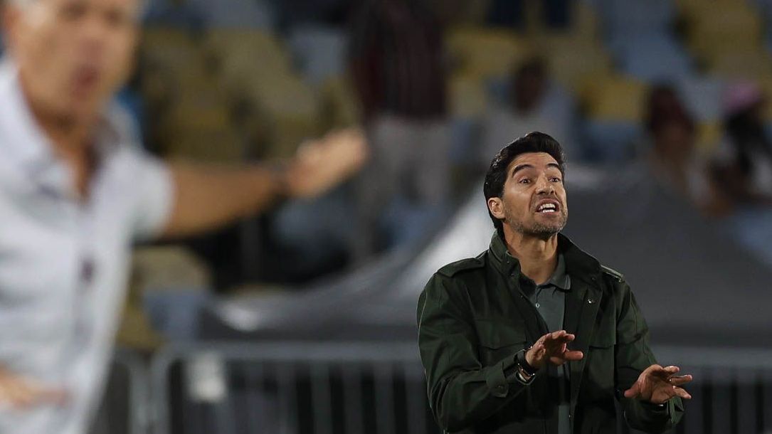 Abel sobre Vitor Roque após gol sobre Fluminense: “Vão dizer que é o Pelé”