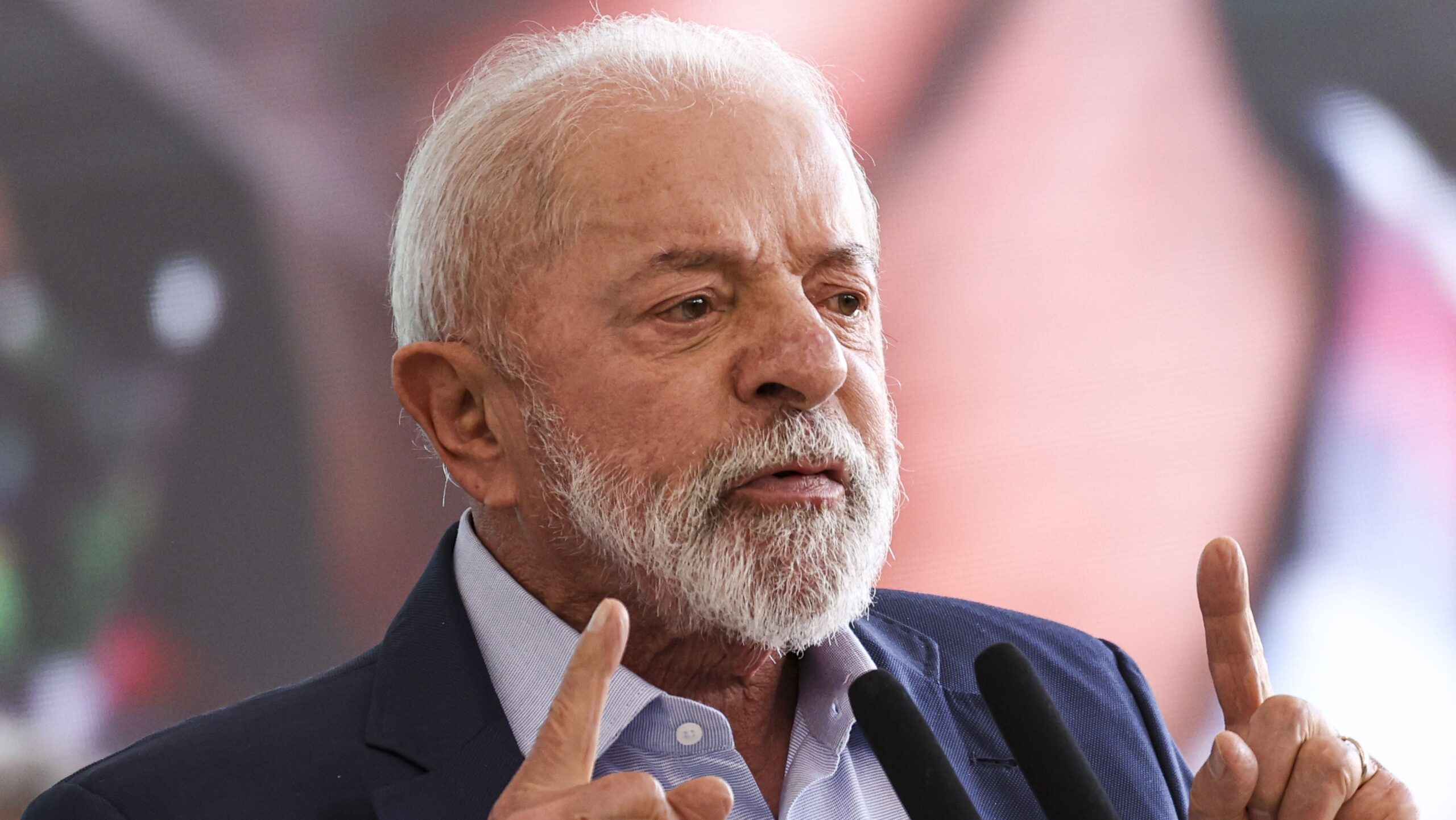 Lula: “Não perco a calma e não tomo decisão com 39 graus de febre”