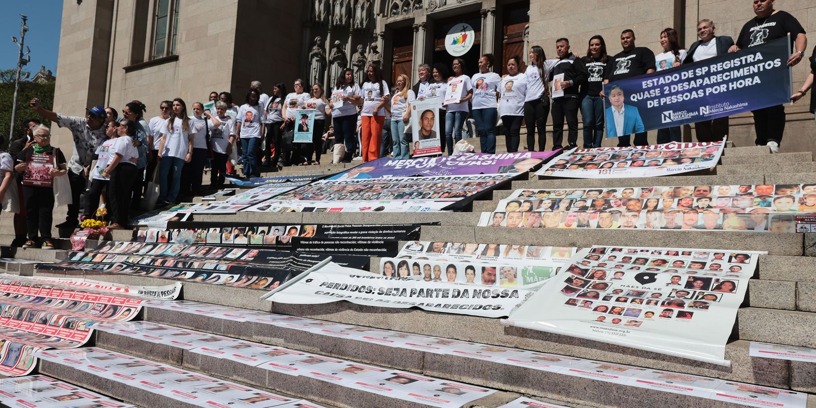 Ato em SP lança movimento de famílias em busca de desaparecidos