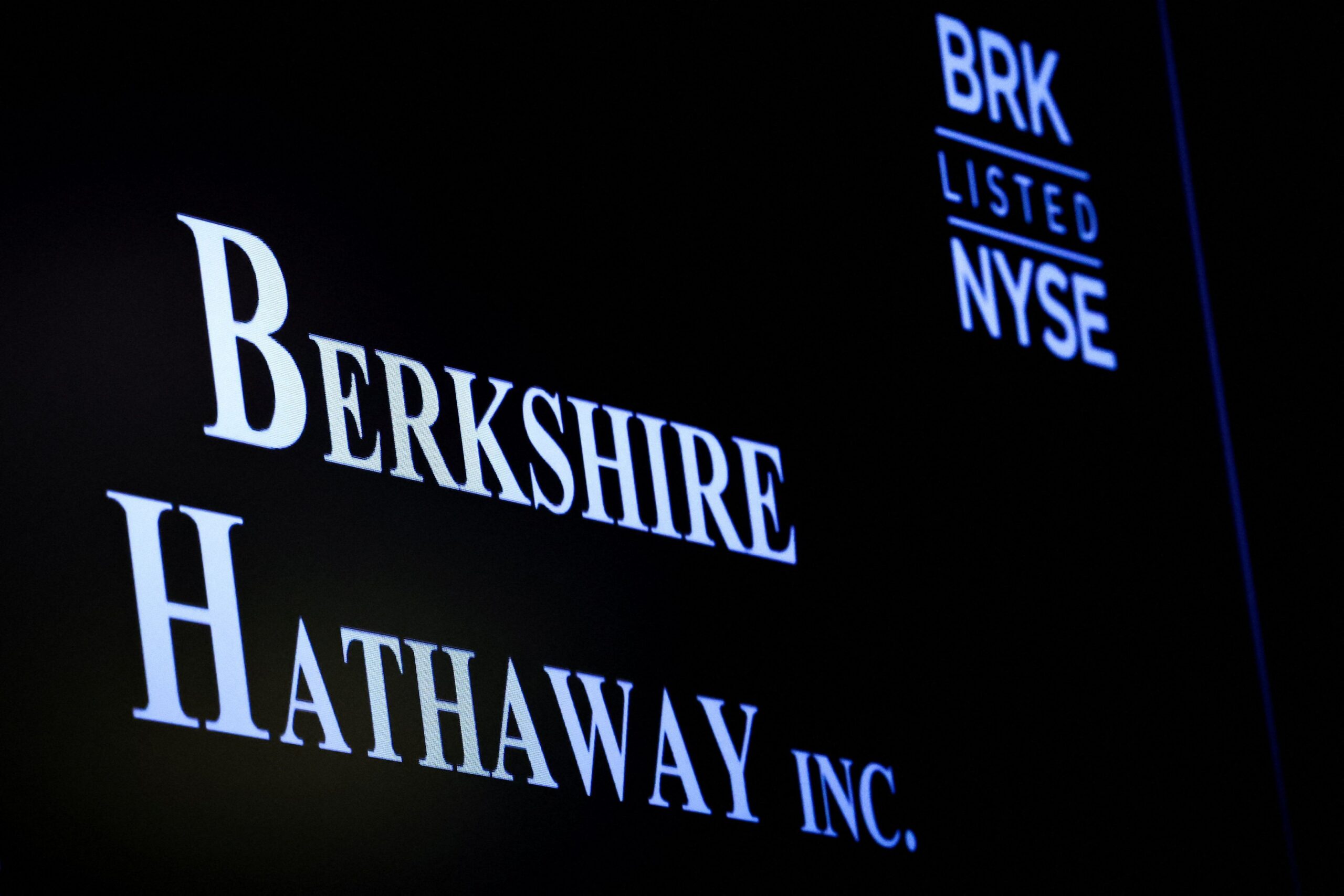 Berkshire Hathaway diz que tarifas de Trump estão impactando negócios