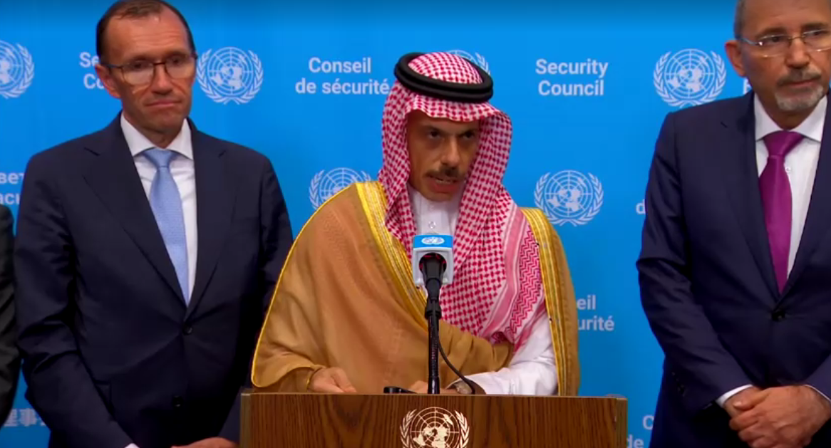 Trump “entende bem” o risco da anexação da Cisjordânia, diz líder saudita