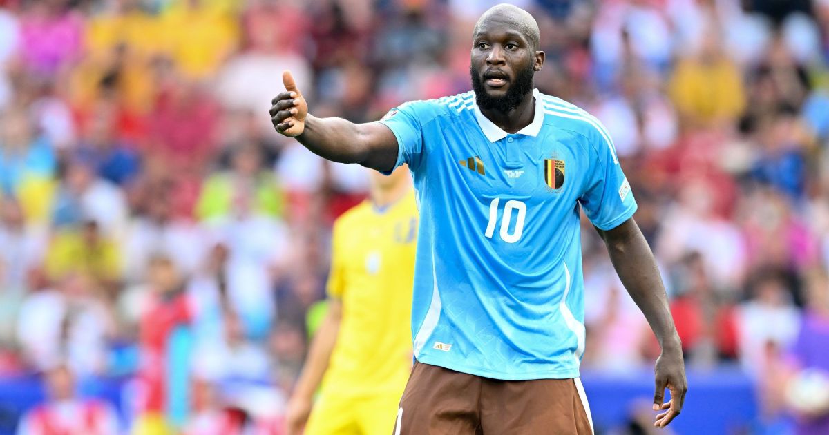 Craque da Bélgica, Lukaku reclama de não poder enterrar seu pai na Europa