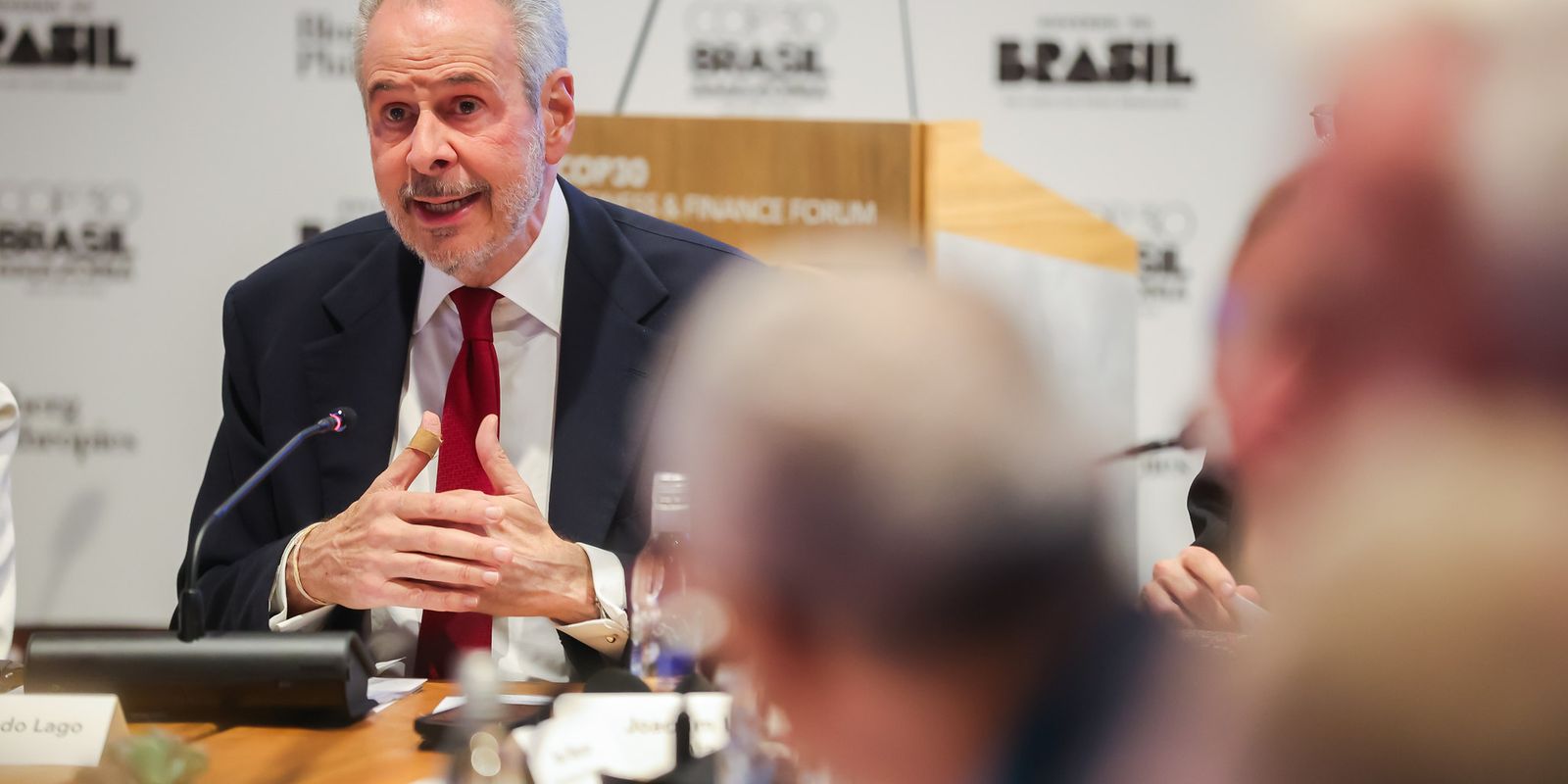Adaptação climática deve ser prioridade da COP30, diz embaixador