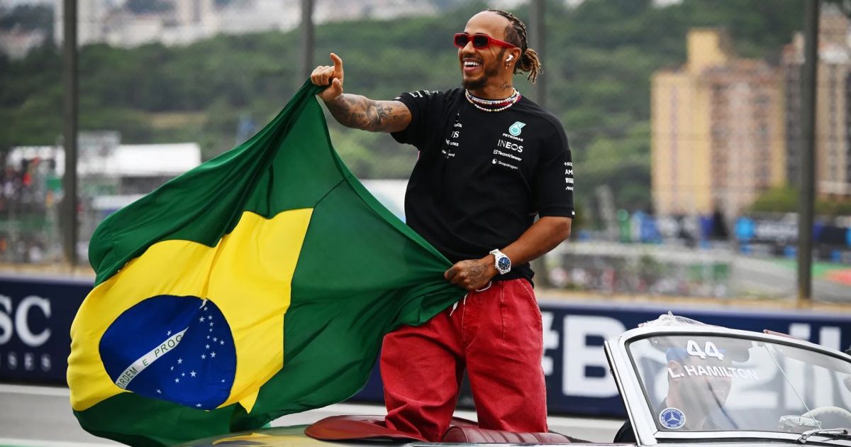 Hamilton faz texto para celebrar 3 anos como cidadão honorário do Brasil