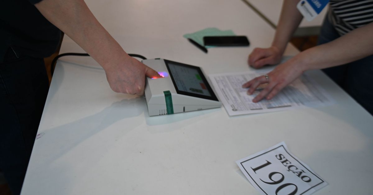 Eleições 2026: saiba quando candidatos precisam deixar cargos públicos