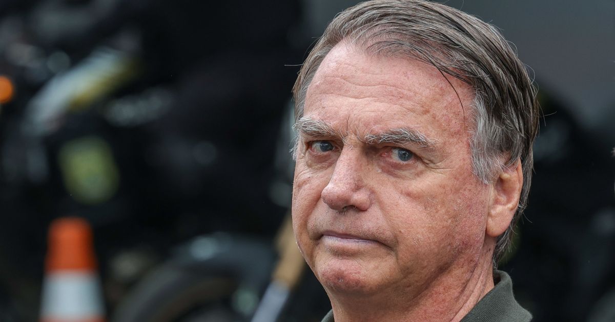Bolsonaro terá de passar por junta médica para novo pedido de domiciliar