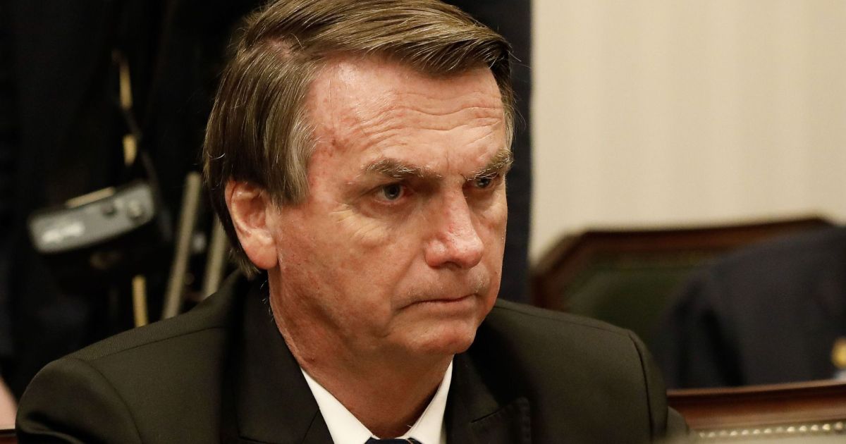 STM dá 10 dias para Bolsonaro apresentar defesa sobre perda de patente
