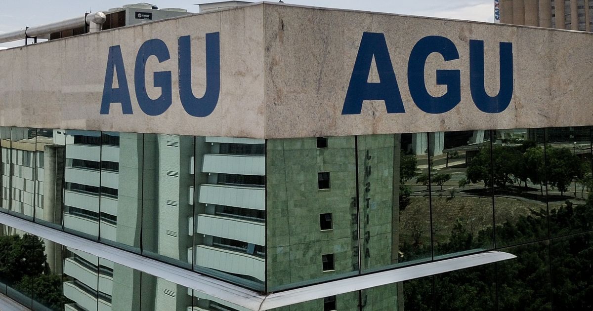AGU remove postagem de intolerância religiosa no X