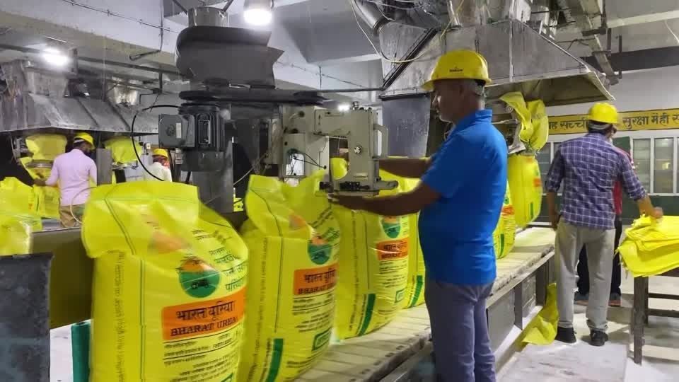 Agricultores indianos temem escassez de fertilizantes devido à guerra