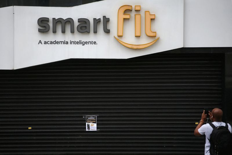 SmartFit prevê aberturas líquidas de 330 a 350 academias em 2026