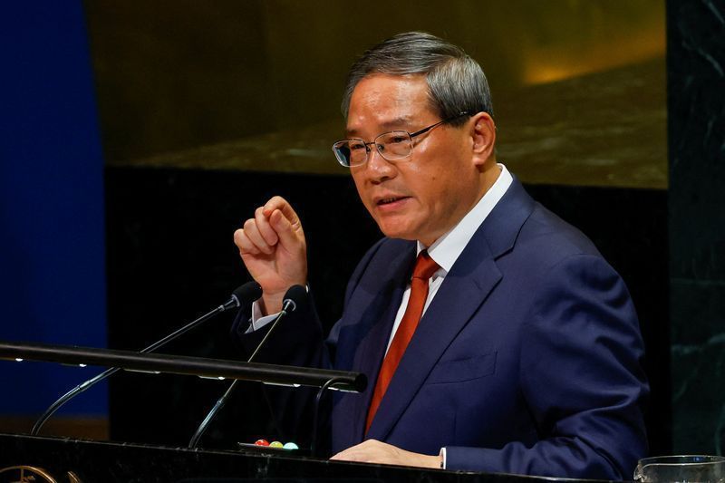 China promete abrir economia e reforçar apoio a empresas estrangeiras