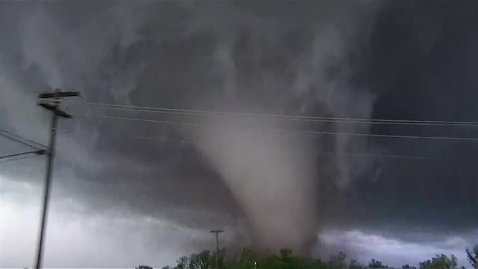 Tornados em Oklahoma deixam pelo menos 10 feridos, diz mídia local