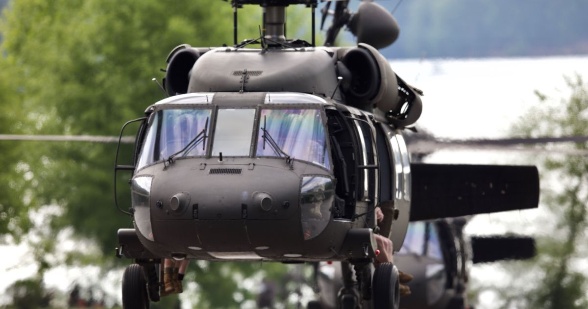 Irã atinge helicópteros envolvidos no resgate de jato americano abatido