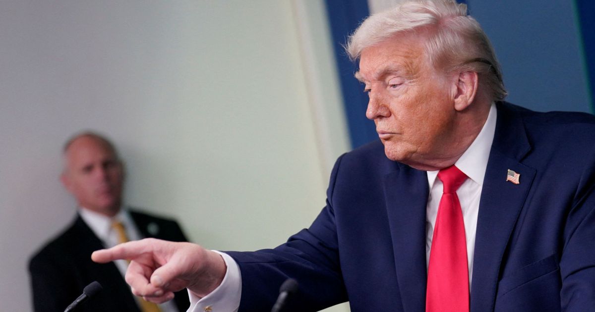 Sob alerta da ONU, Trump renova ameaças à infraestrutura energética do Irã