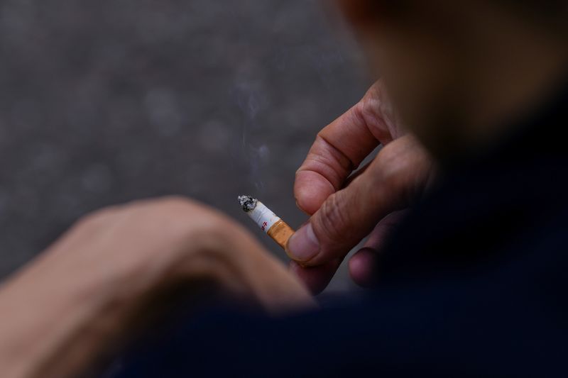 Nova lei do Reino Unido proíbe cigarro para nascidos a partir de 2009