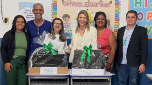 Escola Municipal Hernani Saúde Ribeiro recebe novos computadores para apoio às atividades pedagógicas