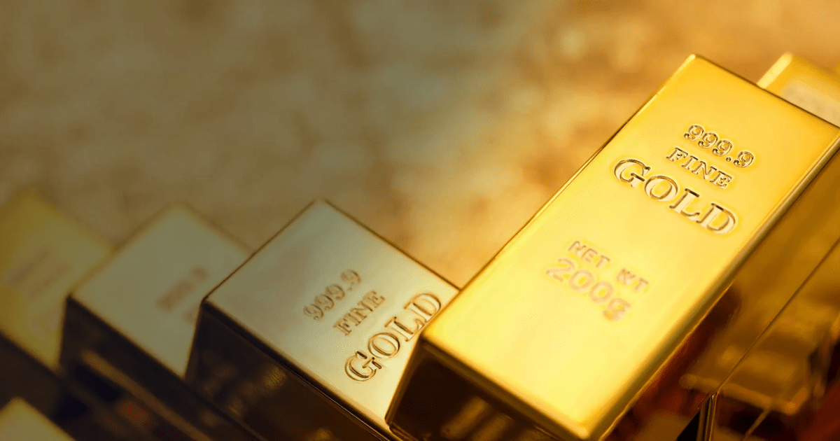 Ouro fecha em alta impulsionado por payroll fraco e alto ganho semanal