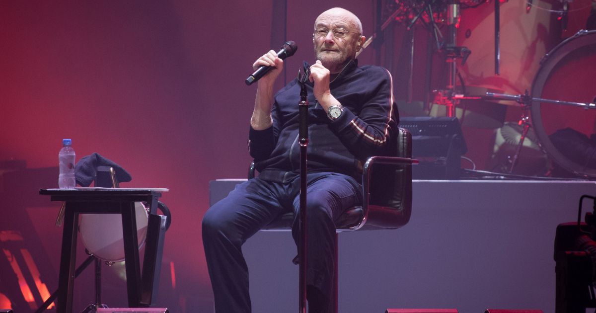 Phil Collins diz que filhos foram chamados para se despedir dele