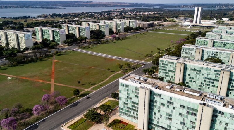 Entidades divulgam manifesto pela valorização do serviço público Entidades divulgam manifesto pela valorização do serviço público
