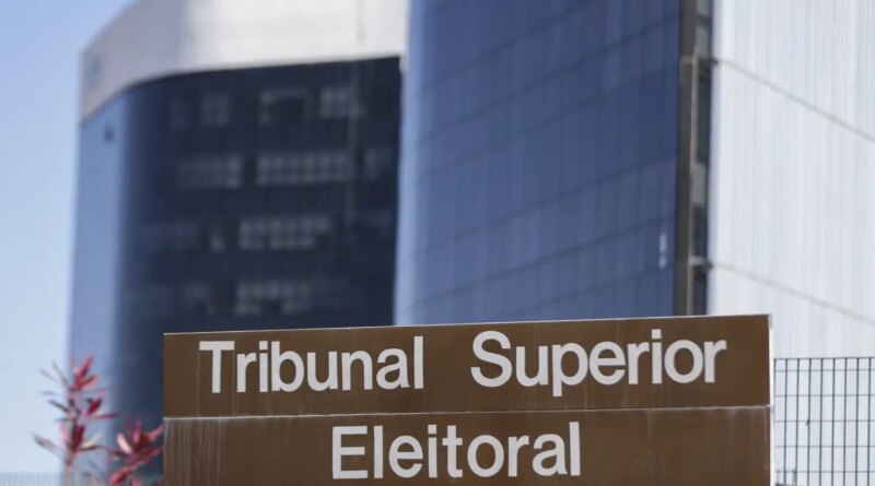 TSE barra anúncios de Lula acusando Flávio de ser contra escala 6×1 TSE barra anúncios de Lula acusando Flávio de ser contra escala 6×1