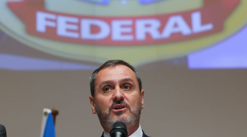 MPF investiga diretor-geral da PF por suspeita de vazamento no caso INSS MPF investiga diretor-geral da PF por suspeita de vazamento no caso INSS